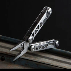 Boker Plus Specialist Pro -Cheap Nitecore || Victorinox || Fenix Store 09BO830det3 42150.1653401391