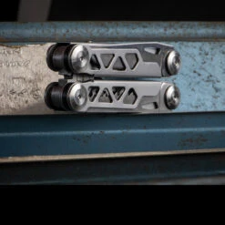 Boker Plus Specialist Pro -Cheap Nitecore || Victorinox || Fenix Store 09BO830det5 20475.1653401391