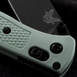 Benchmade 533GY-06 Mini Bugout Sea Foam Folding Knife -Cheap Nitecore || Victorinox || Fenix Store BM533GY 06.2 98426.1690558608