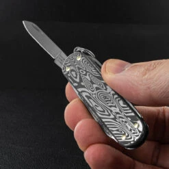 Victorinox Classic SD Brilliant Damascus -Cheap Nitecore || Victorinox || Fenix Store BMC 0622134.6 46270.1671206028.1280.1280 15558.1671207008