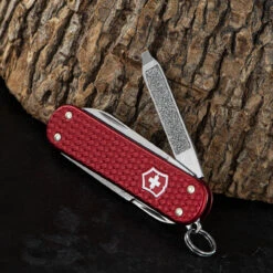 Victorinox Classic Precious Alox -Cheap Nitecore || Victorinox || Fenix Store BMC 06221401G.3 82211.1648563199