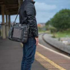 Magforce Recruit Briefcase Waxed Canvas -Cheap Nitecore || Victorinox || Fenix Store MF W0343 Boutdoor5 65223.1689852909.1280.1280 57833.1689945535