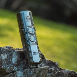 Rovyvon Aurora A24 G2 Titanium -Cheap Nitecore || Victorinox || Fenix Store ROV A24 G2 TIT.1 73695.1676634485