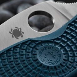 Spyderco Lil' Temperance Lightweight K390 Folding Knife