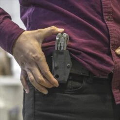 Clip And Carry Leatherman Skeletool Sheath -Cheap Nitecore || Victorinox || Fenix Store clp017det2 12776.1684230816