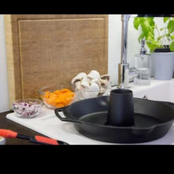 Petromax Poultry Roaster CF30 10 Petromax Poultry Roaster CF30 -Cheap Nitecore || Victorinox || Fenix Store p4 px cf30det2 33828.1587401779